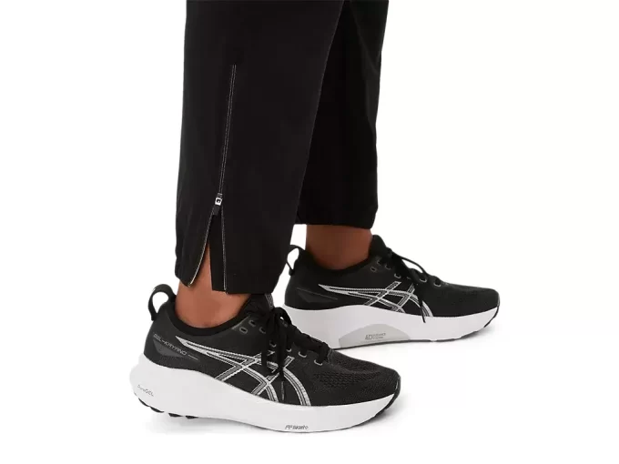 ASICS SILBERNE GEWEBTE HOSE ASICS SILBERNE GEWEBTE HOSE
