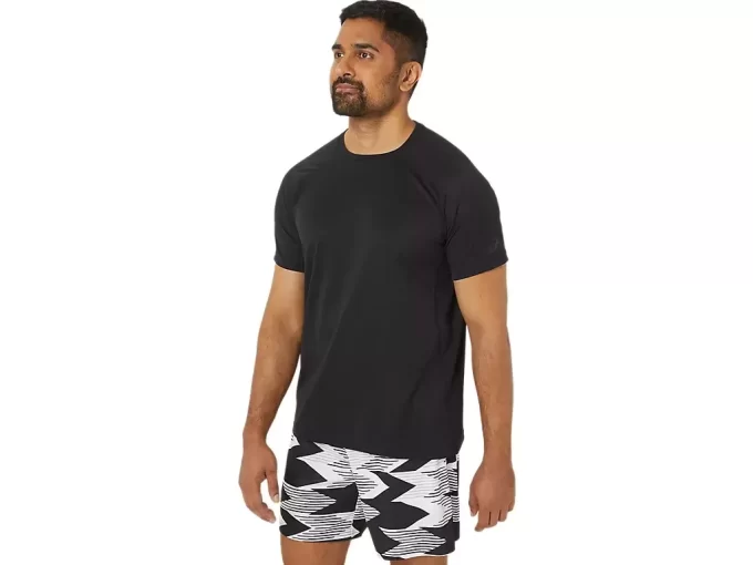 BELÜFTETES STRICK-OBERTEIL MIT KURZEN ÄRMELN