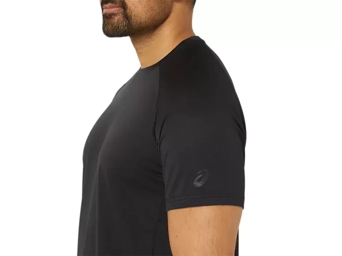 BELÜFTETES STRICK-OBERTEIL MIT KURZEN ÄRMELN