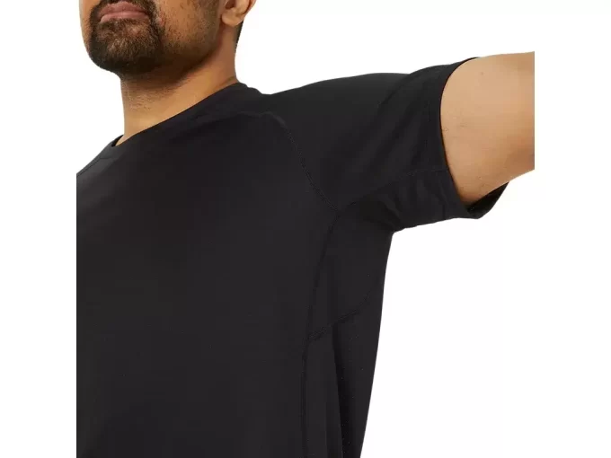 BELÜFTETES STRICK-OBERTEIL MIT KURZEN ÄRMELN