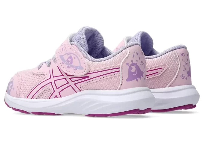 CONTEND 9 KLEINKINDERGRÖSSE SCHULHOF