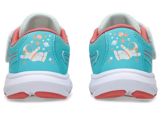 CONTEND 9 KLEINKINDERGRÖSSE SCHULHOF