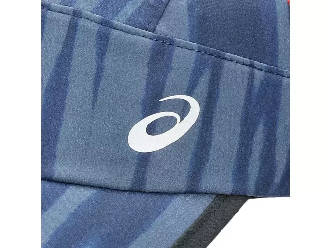 GRAFISCHE GEWEBTE KAPPE