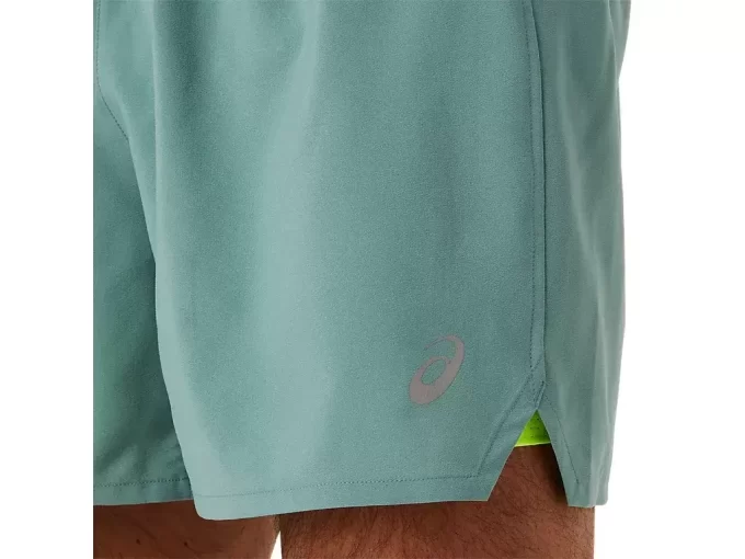 HERREN-STRASSEN-SHORTS 2-N-1 5IN