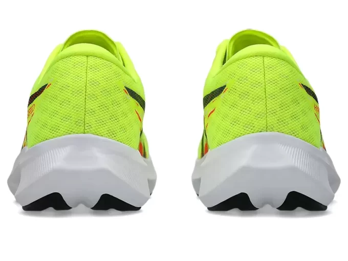 HYPERGESCHWINDIGKEIT 4 HYPERGESCHWINDIGKEIT 4