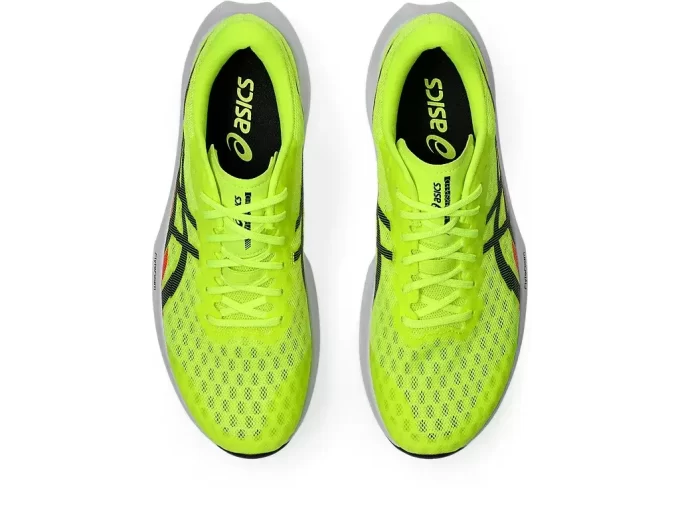 HYPERGESCHWINDIGKEIT 4 HYPERGESCHWINDIGKEIT 4