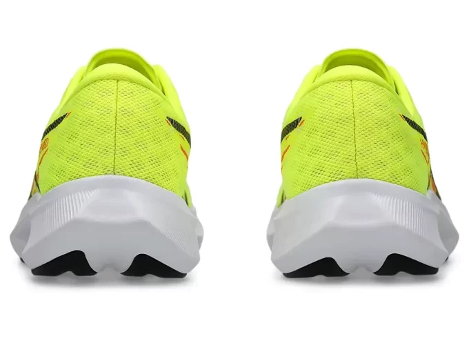 HYPERGESCHWINDIGKEIT 4