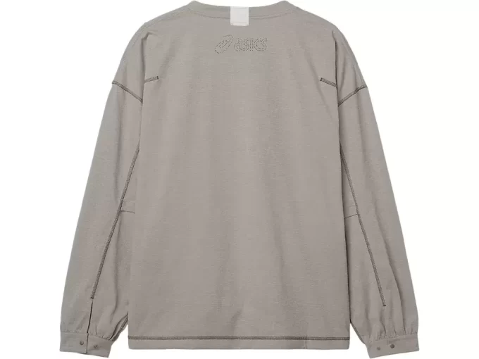 LANGÄRMELIGER RUNDHALSAUSSCHNITT