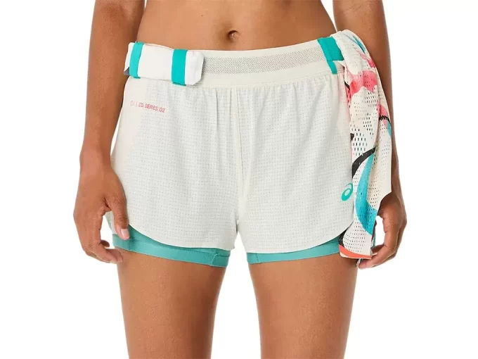 METARUN SPLIT SHORT IN LIMITIERTER SERIEN