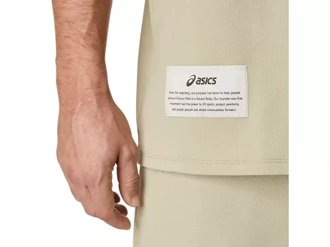 SCHWERES, LOCKERES T-SHIRT MIT TASCHEN SCHWERES, LOCKERES T-SHIRT MIT TASCHEN