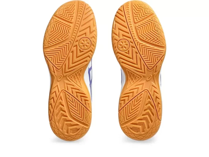 UPCOURT 5 AUF DER STRASSE GETESTET