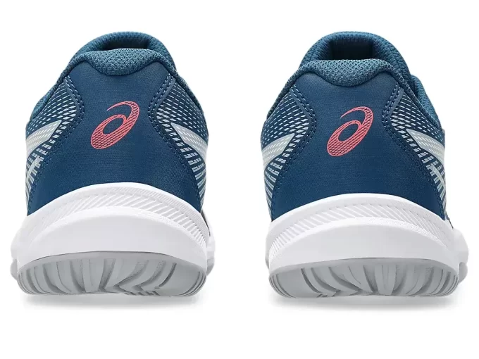 UPCOURT 6 GRADE SCHOOL